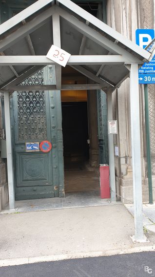 Avocat Bruxelles pas cher - Bâtiment justice